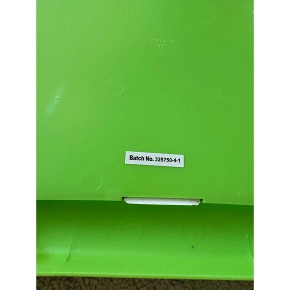 Crayola Easel‎ Art Case Board with Stencils Stamps Activity Travel Kids